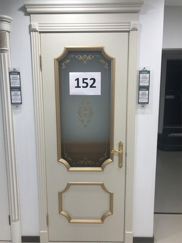 Дверь 152