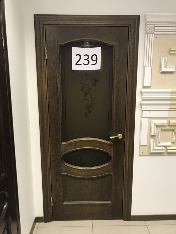 Дверь 239